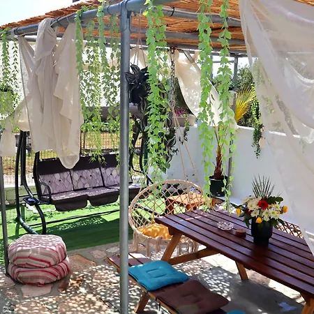 La Rosalie Holiday home Astris